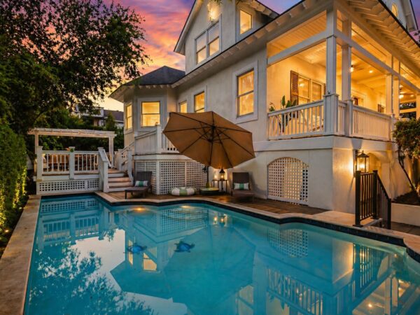 Vacay Away